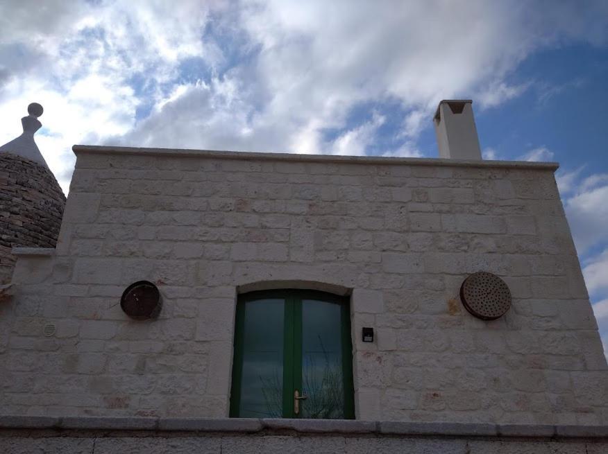 Trullo Le Tre Sorelle Чистернино Экстерьер фото