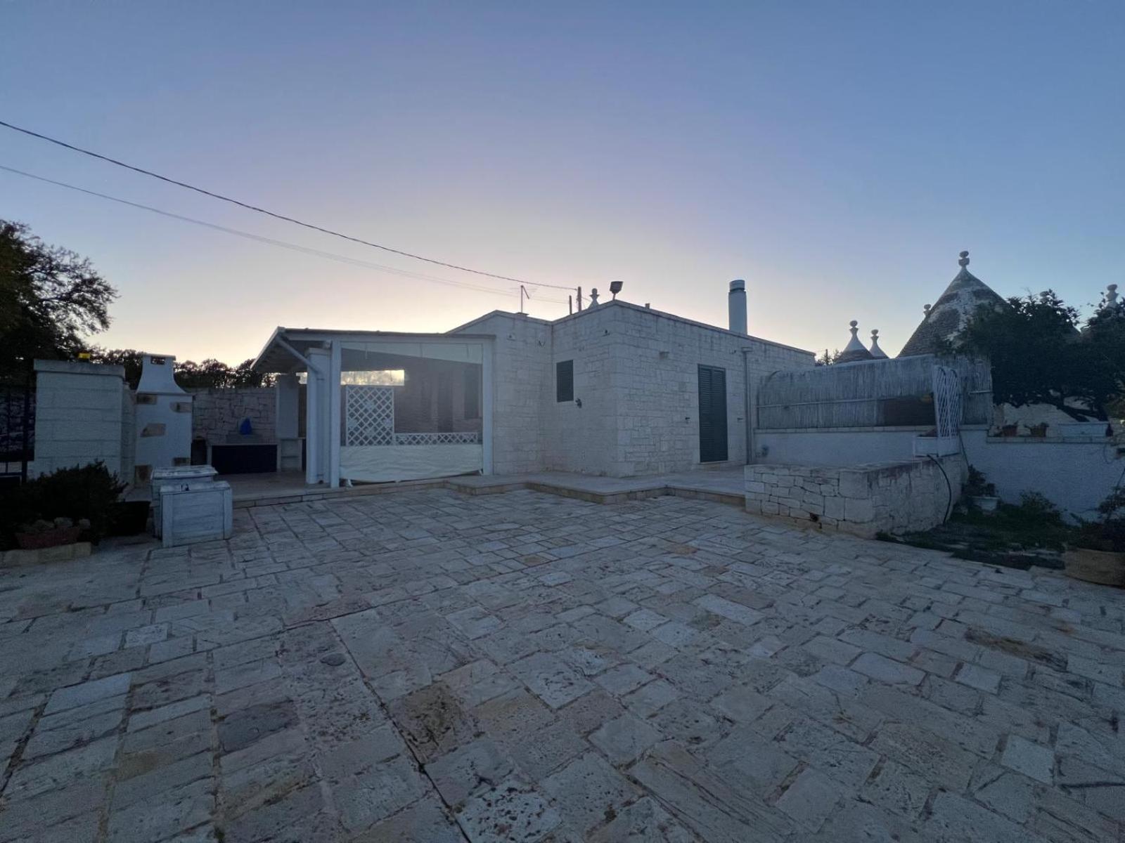Trullo Le Tre Sorelle Чистернино Экстерьер фото