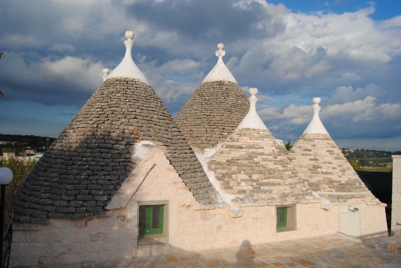 Trullo Le Tre Sorelle Чистернино Экстерьер фото