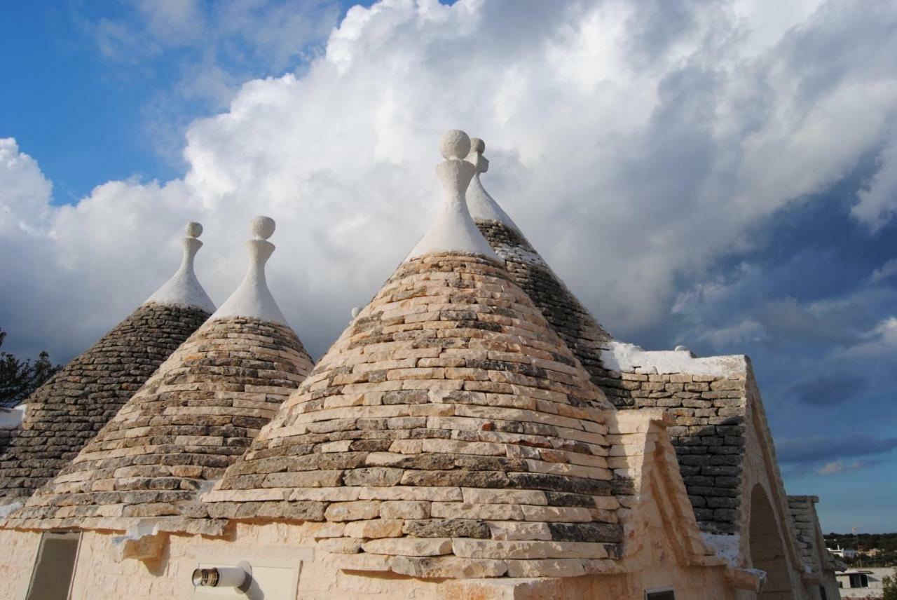 Trullo Le Tre Sorelle Чистернино Экстерьер фото