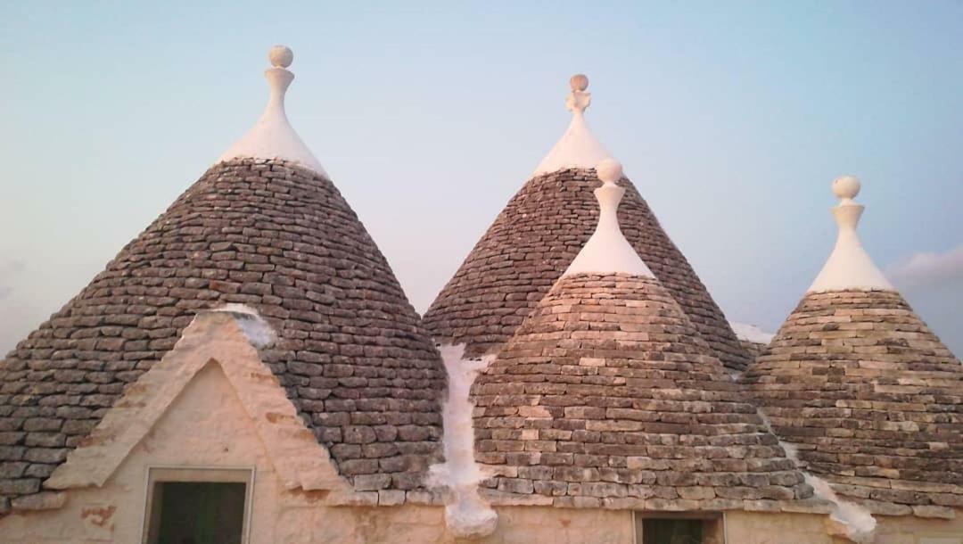 Trullo Le Tre Sorelle Чистернино Экстерьер фото